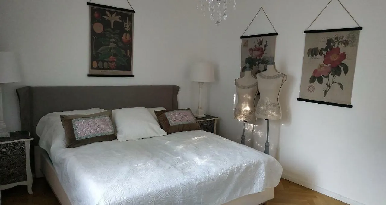 Namelos Appartement München