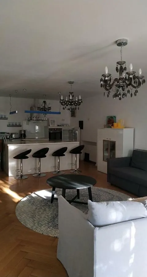 Namelos Appartement München